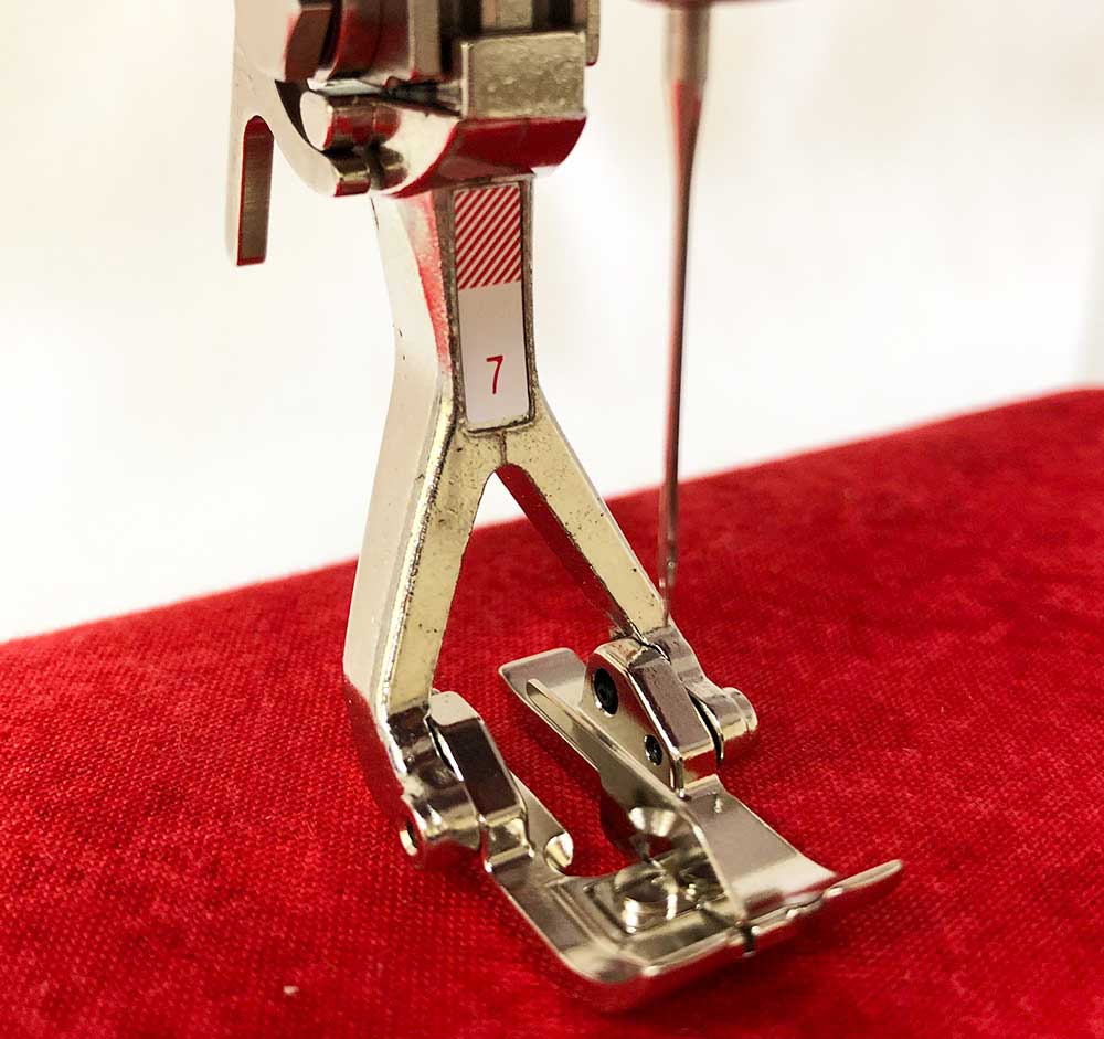 Tailor tack foot
